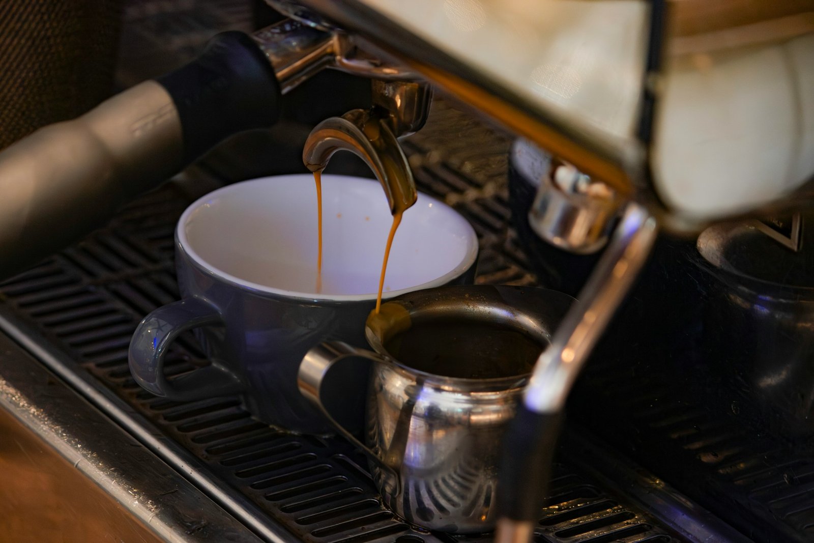 Kaffeemaschine beim Brühen