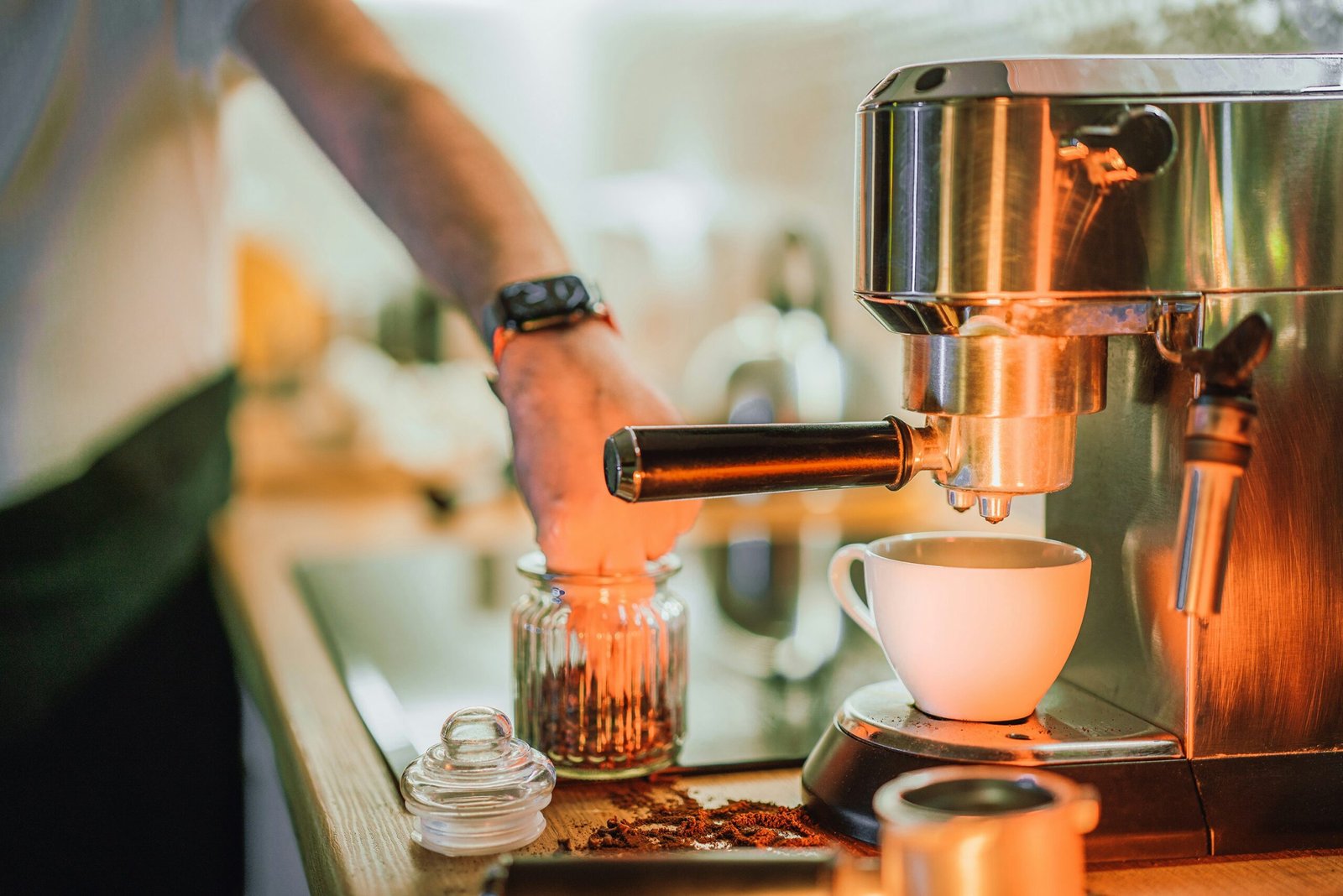 Siemens Kaffeevollautomat auf einer Küchenarbeitsfläche
